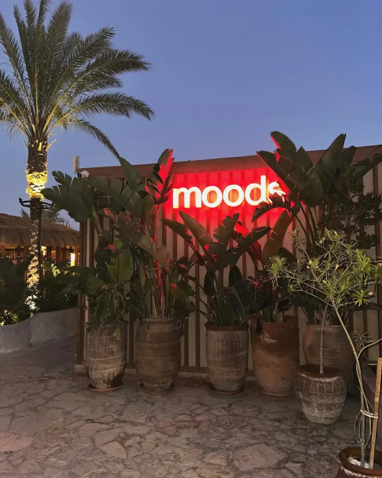 moods Restaurant & Beach Club