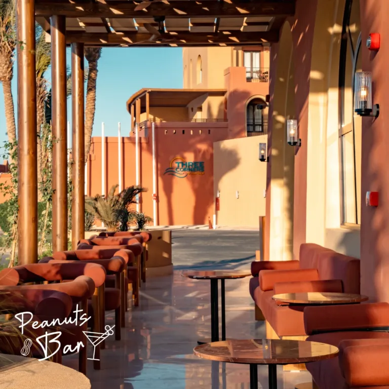 Peanuts Pub El Gouna